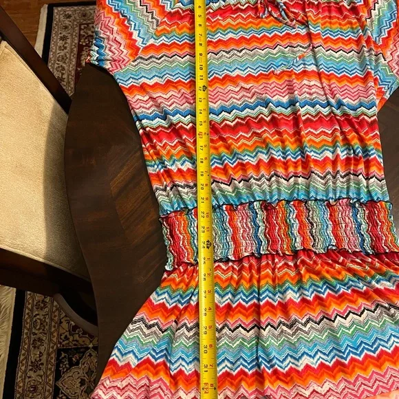 La Blanca Swimsuit Cover Up. Size Large. Beautiful colors and comfortable! - Picture 6 of 9